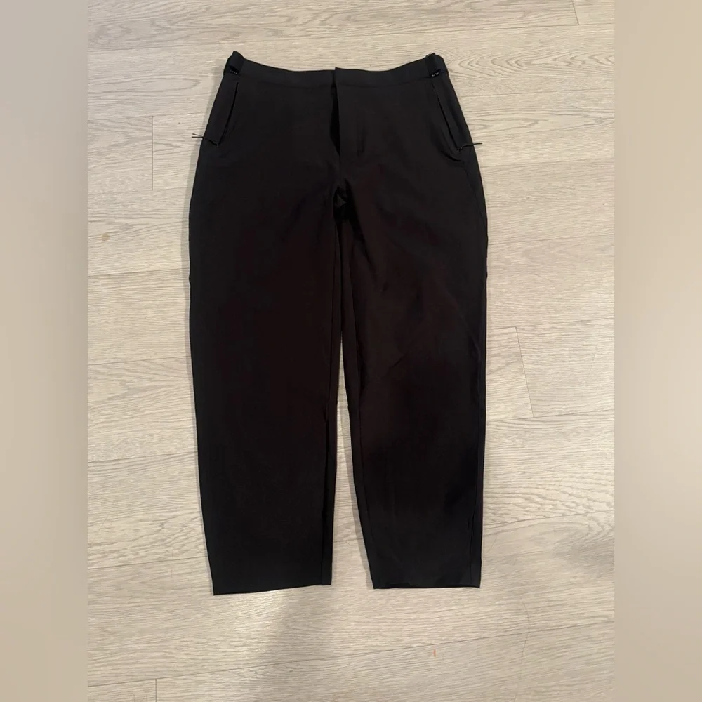 Lululemon Lab Esker 7/8 Trouser Size 10